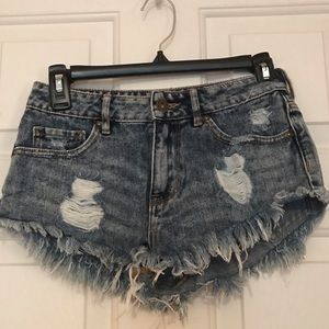 Bullhead Denim Shorts (Pre-Owned)